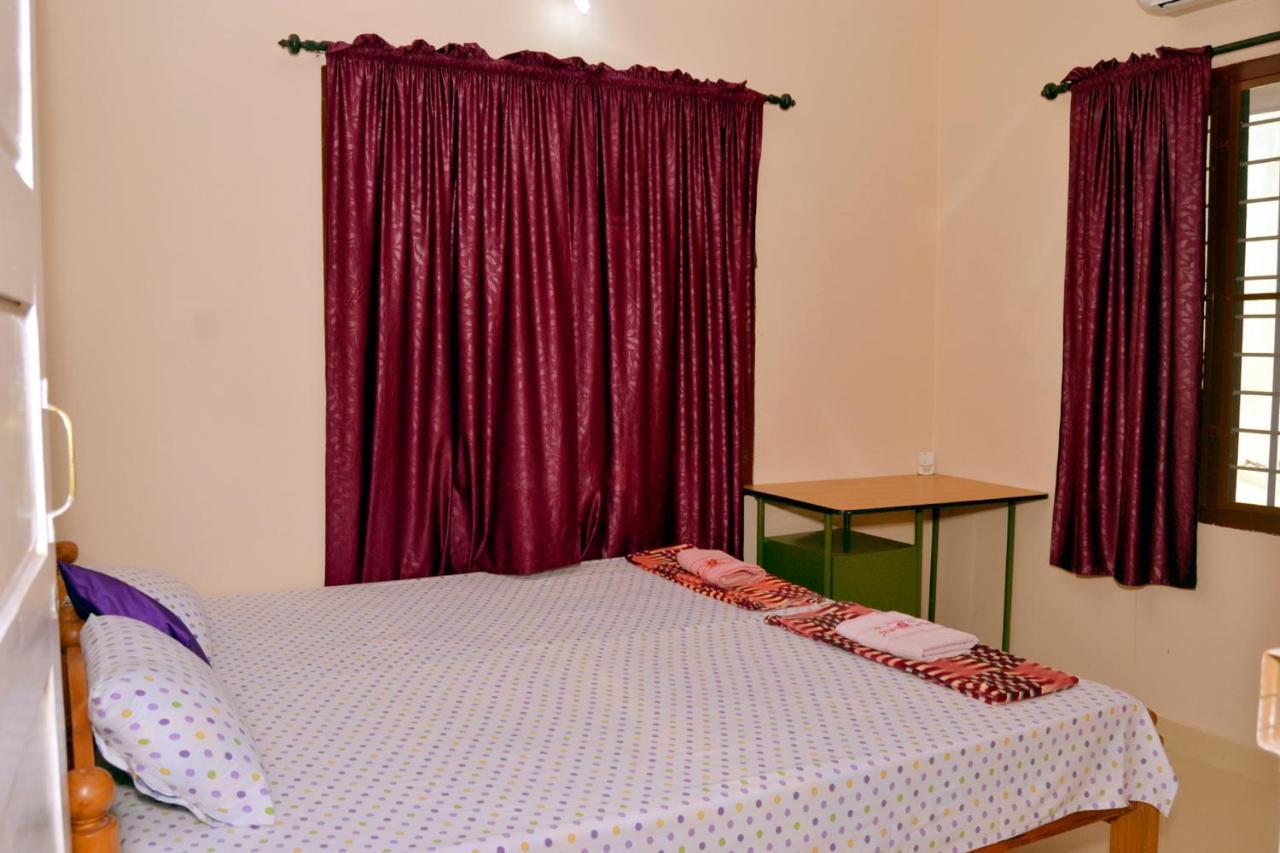 Sheeba'S Homestay Kochi ภายนอก รูปภาพ