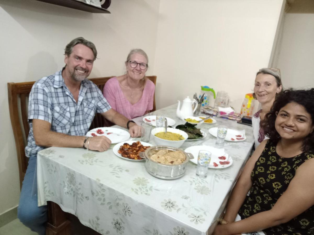 Sheeba'S Homestay Kochi ภายนอก รูปภาพ